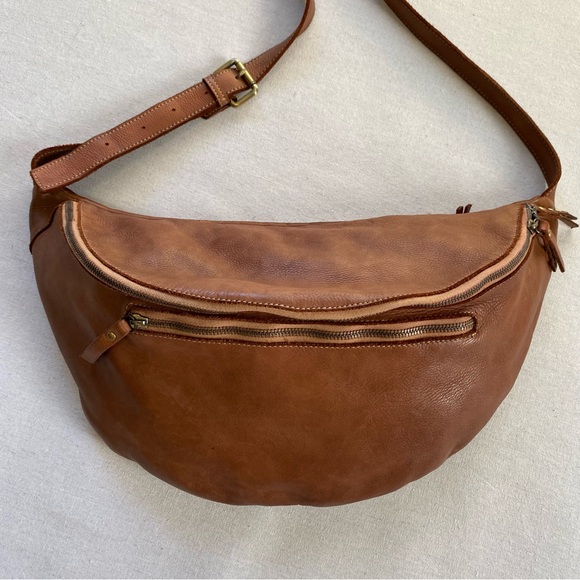 La Via Firenze Made In Italy Genuine Leather Slouchy Hobo Bag - Picture 3 of 15
